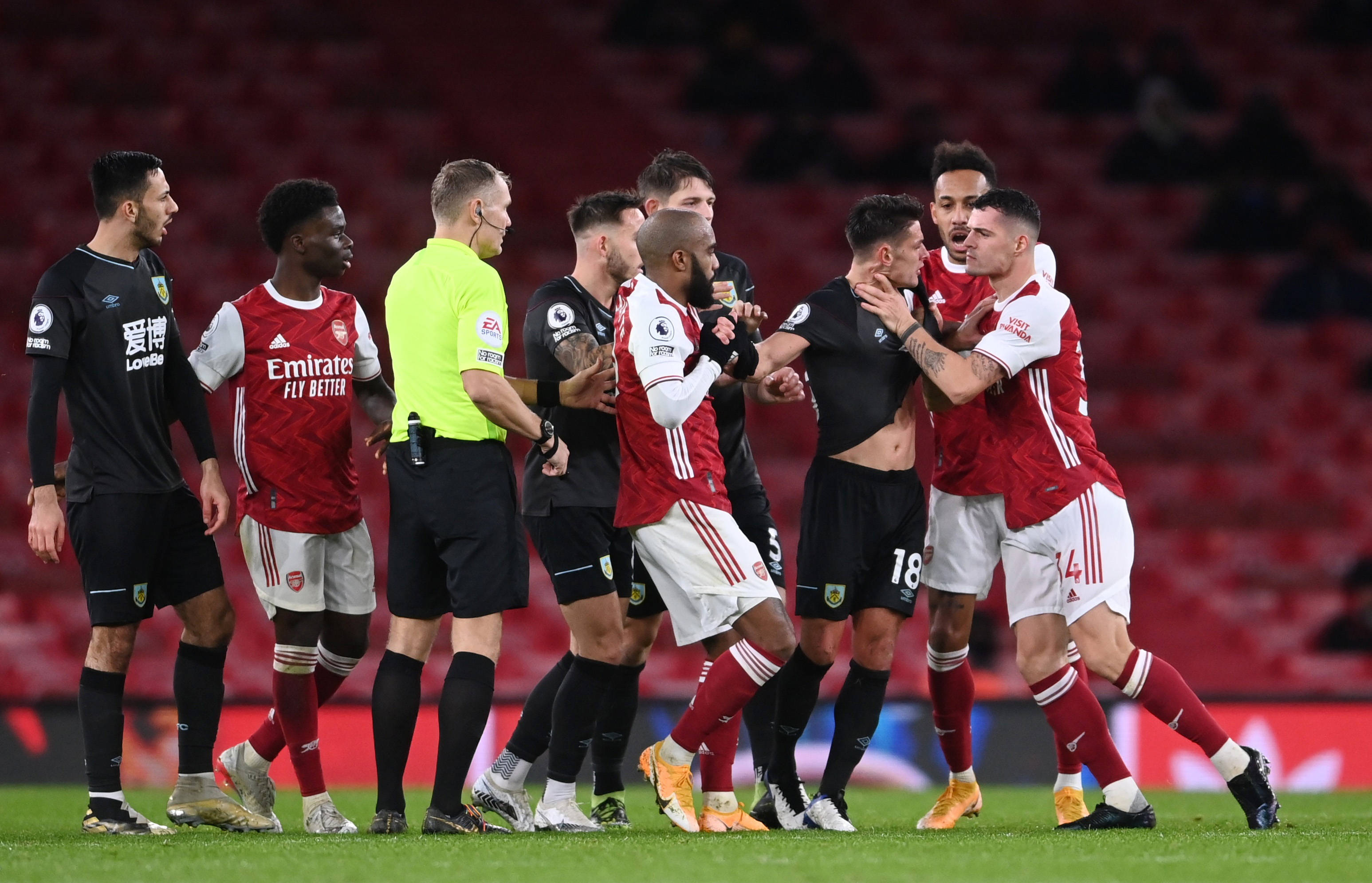 局落后时迅 局落后时迅