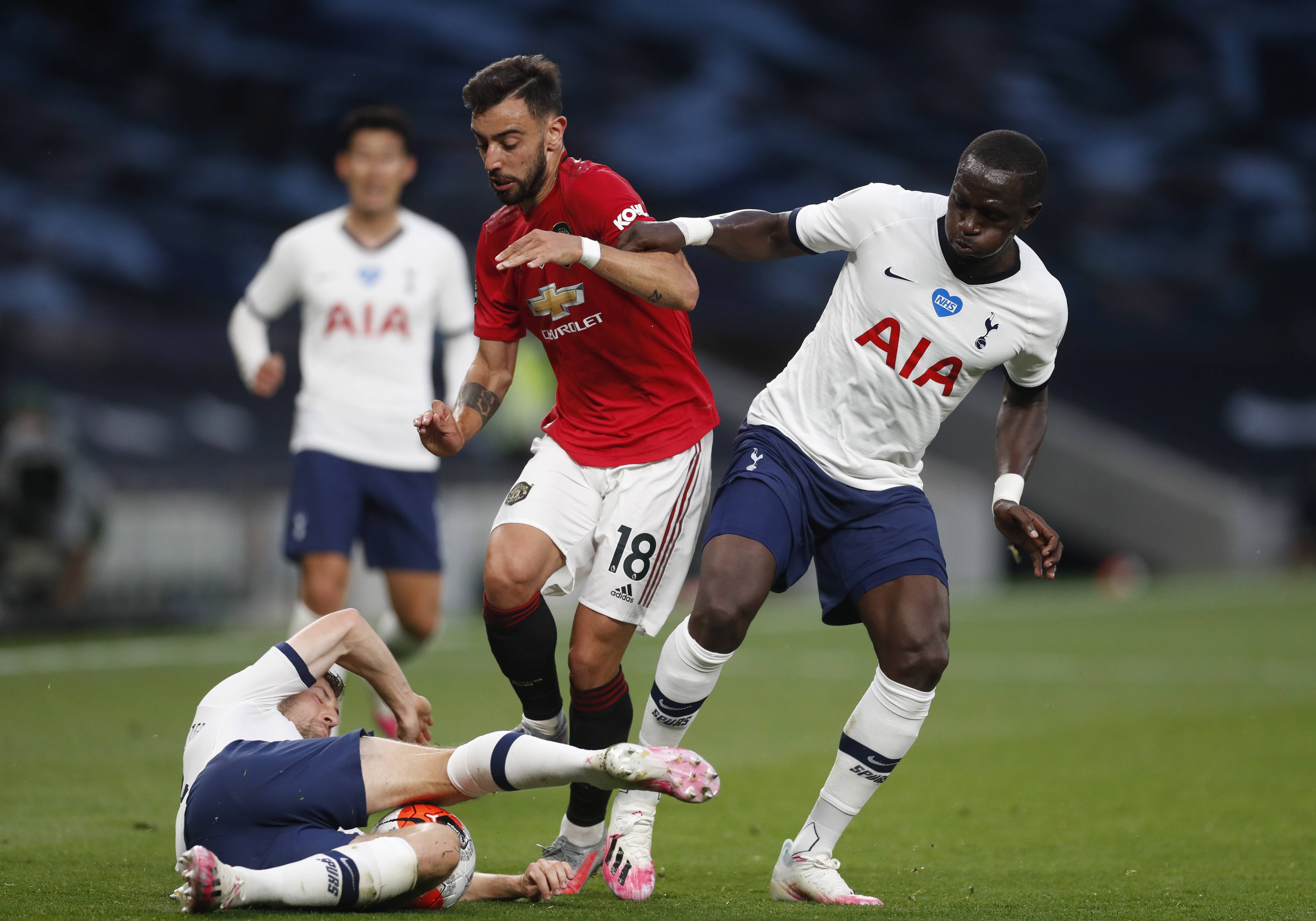 不少球队在 不少球队在